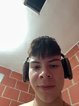 Handsome_boys69 webcam