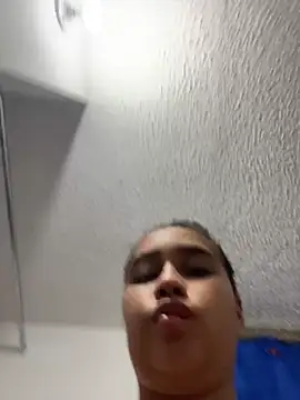 I_Samanthaa webcam