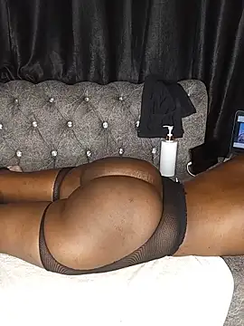 Curvy_ebony18 webcam