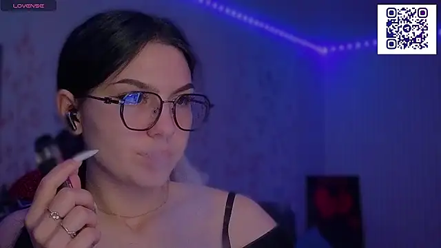 kara_liffe webcam