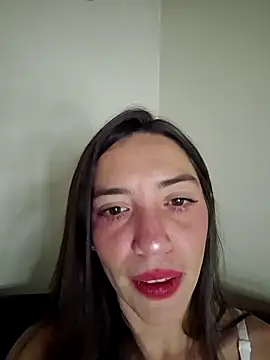 loveuu-bae webcam