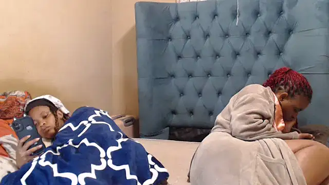 EbonyEssence webcam