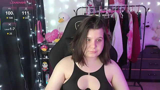 AmyVibess webcam