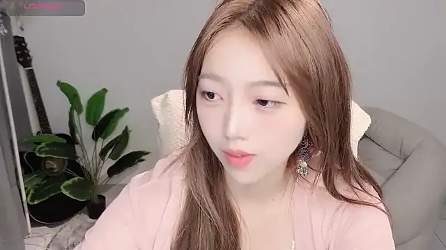 Yukiy8877 webcam