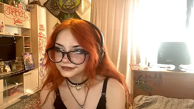 RedHeadCat webcam