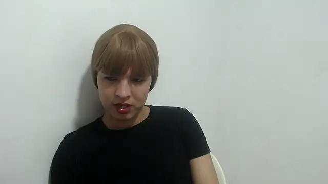 estefania224 webcam