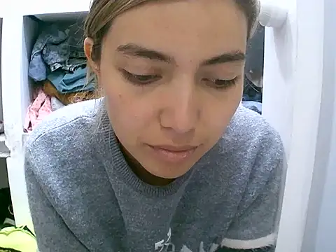 VittoriaTaylor webcam