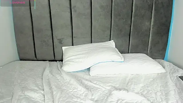 Lizzy_red_ webcam