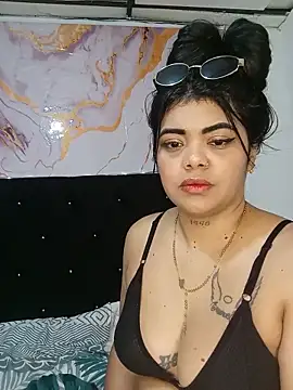 luxuryluna webcam