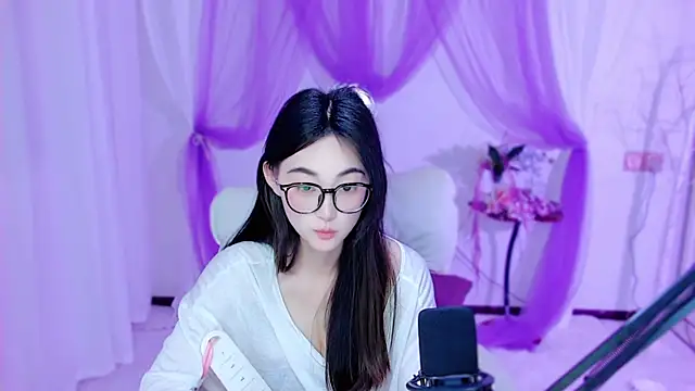 Tili_Lucky webcam
