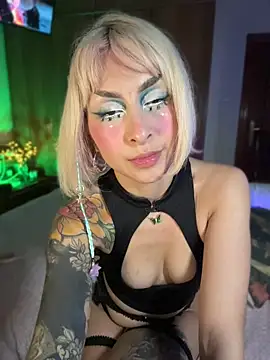 Cinamoonn webcam