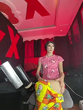 Model: abrilbigcock