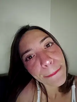 loveuu-bae webcam