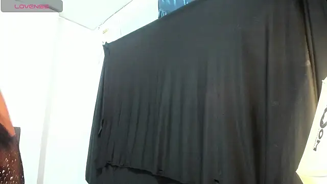 latinaStepmom webcam