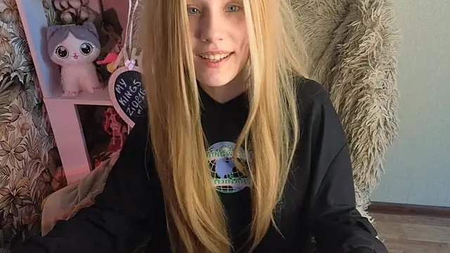 sarakaell webcam
