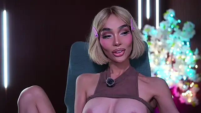 xxforyoureyesonlyxx webcam