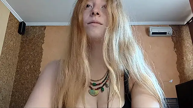 KateVibe_01 webcam