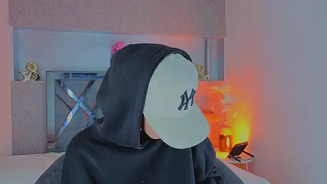 nova_salvatore webcam