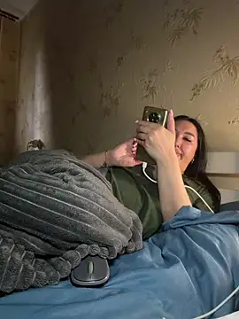 Naughtbaby_2025 webcam