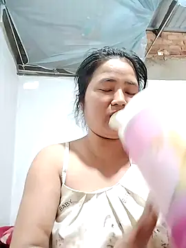 BigAss-69 webcam