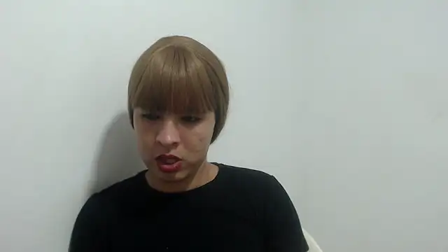 estefania224 webcam