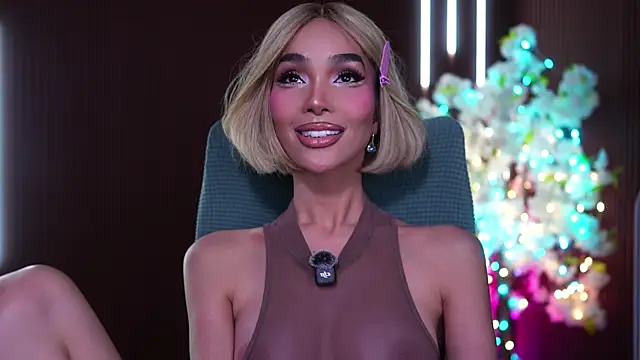 xxforyoureyesonlyxx webcam
