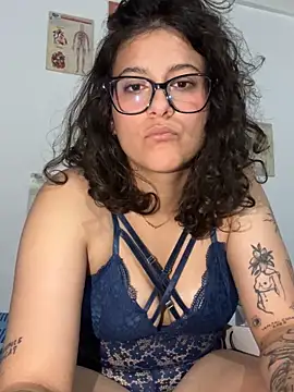 liaxxkarla - LiaxxKarla's free webcam - UK Sex Cams