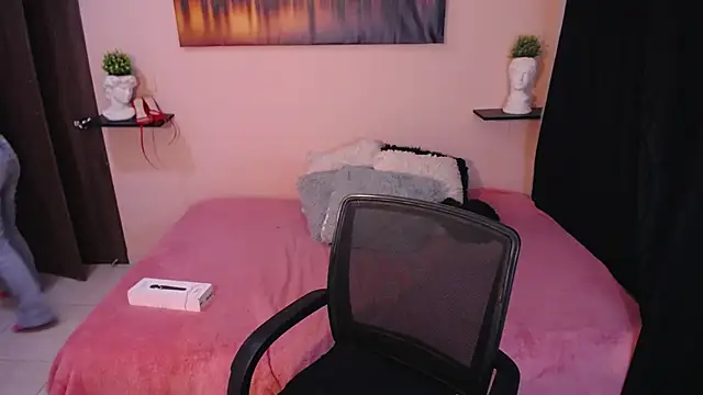 cristal-evanns webcam