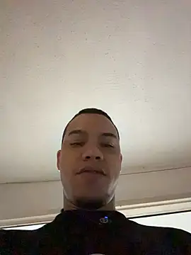 AlphaMasterXxx webcam