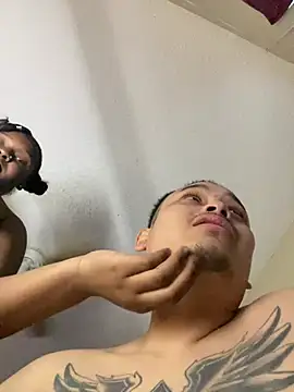 gamingcouple420 live sex cam