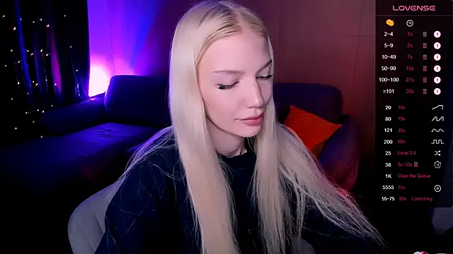 AnyaTaylor_ webcam