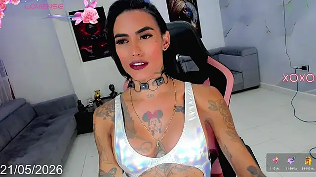 Nella_Dolls webcam