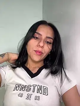 live cam feed Trixie Pop