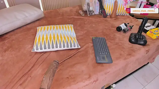 sabrina_shark_ webcam