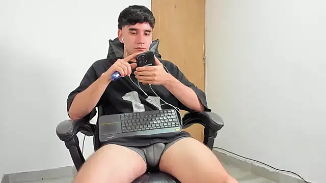 leo030809 webcam
