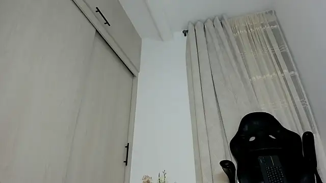 Biscuit_oliva webcam