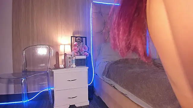 Maddyluxe webcam