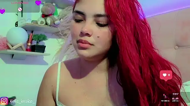 Kylie_brokee webcam