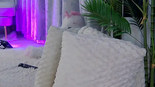 IsabelleEthan webcam