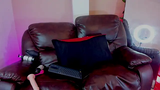 salvattore_muller - Salvattore_Muller's free webcam - UK Sex Cams