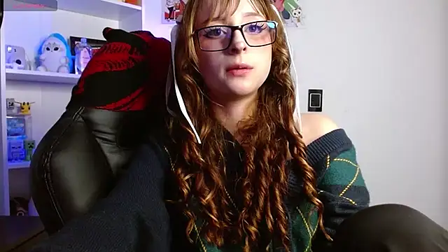 CelesteAyase webcam