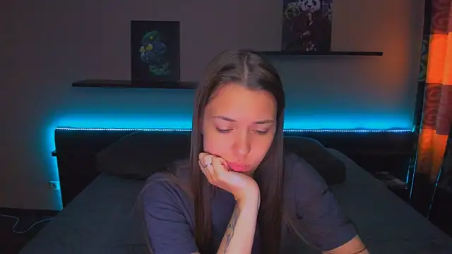 AlexaBarkley webcam