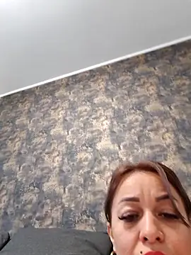 RuxyHuge42ETT