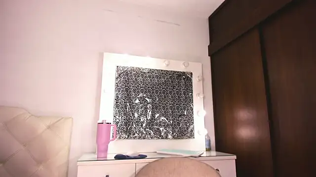 lina_quinn webcam
