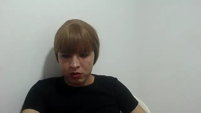 estefania224 webcam