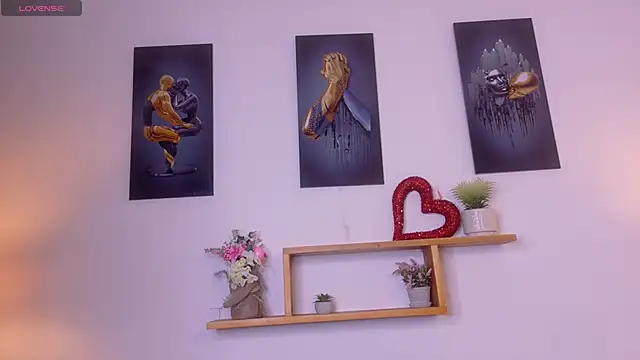 nairagold_ webcam