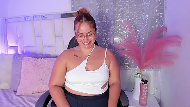 LeahxBarker webcam