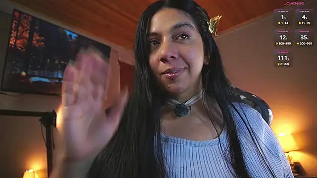 coraline_latin webcam