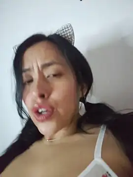 Queen_Ashly webcam