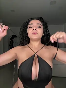 Curlyierr webcam